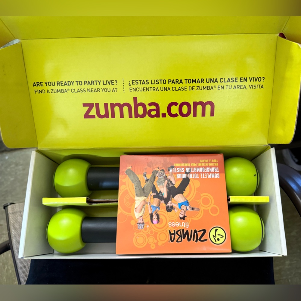 Zumba Fitness Dumbbells with Green Ends